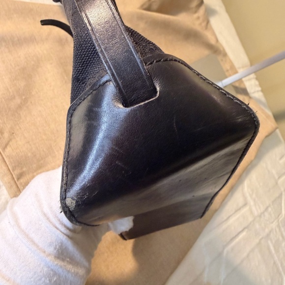 Gucci GG Canvas Tote - Picture 14 of 16